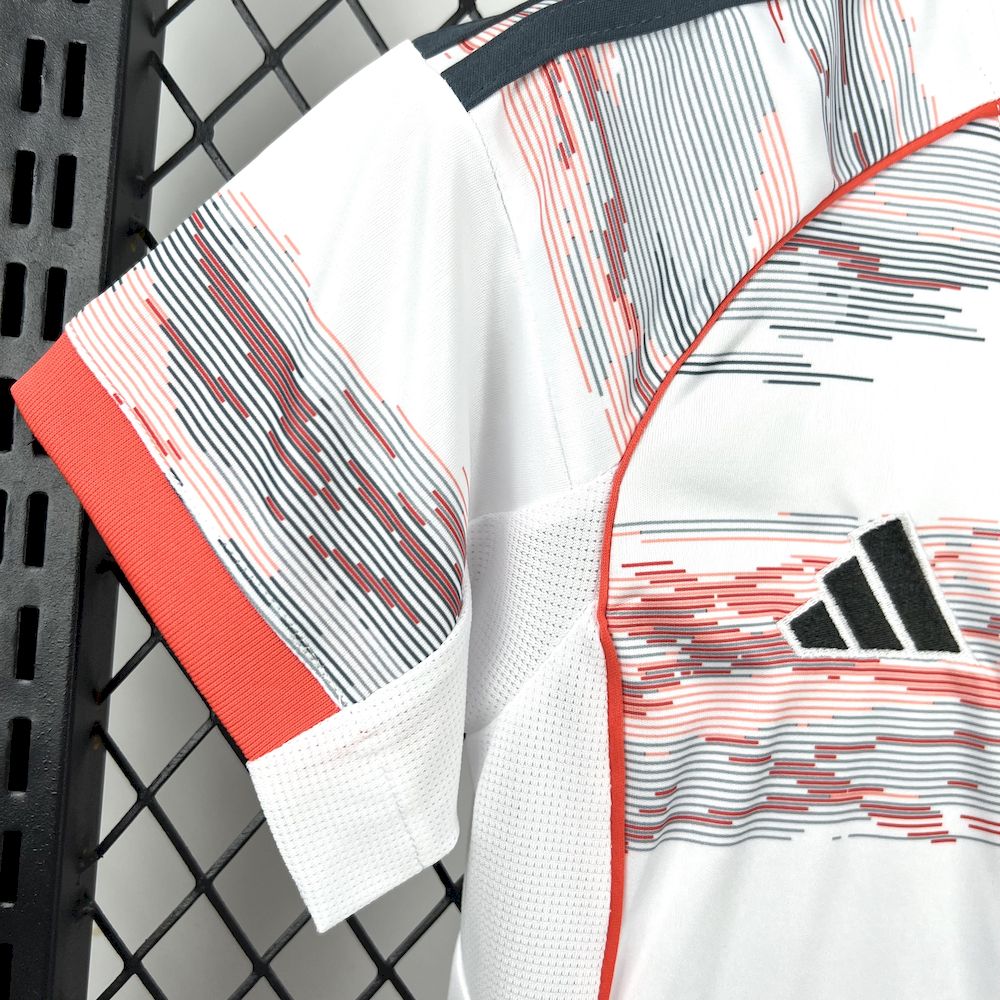 Kit Enfant Bayern Munich 25/26